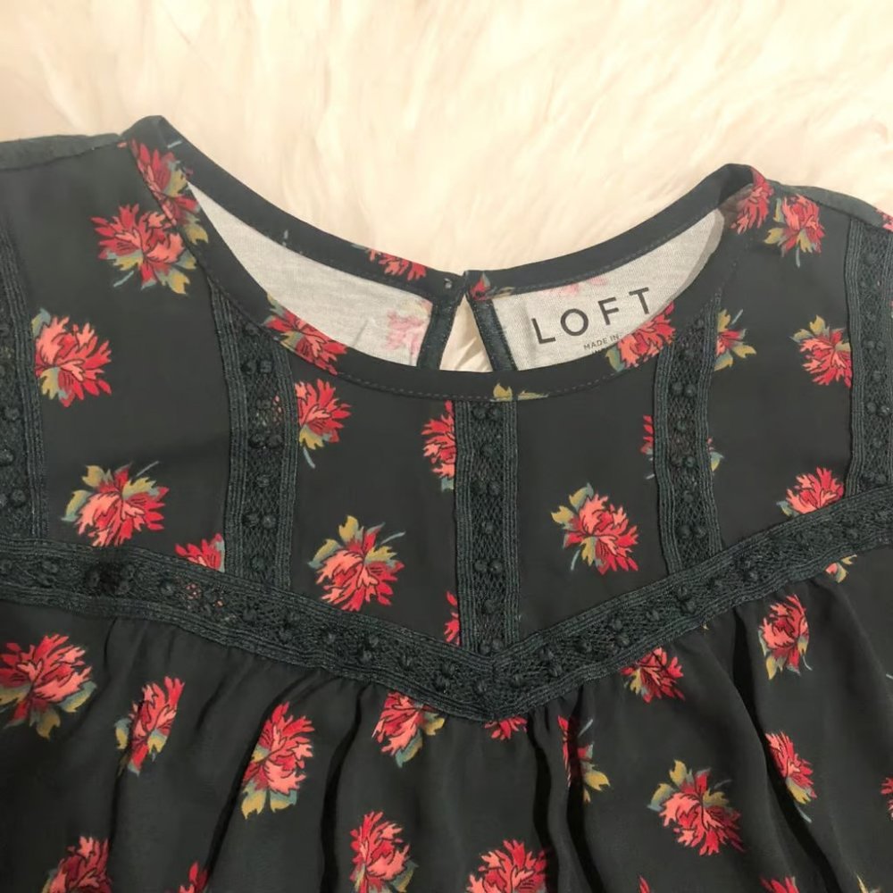 Ann Taylor Loft Lace Blouse - Picture 3 of 4